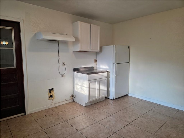 4513 Carroll, Corpus Christi, TX 78415 - hallway featuring tile patterned flooring and baseboards