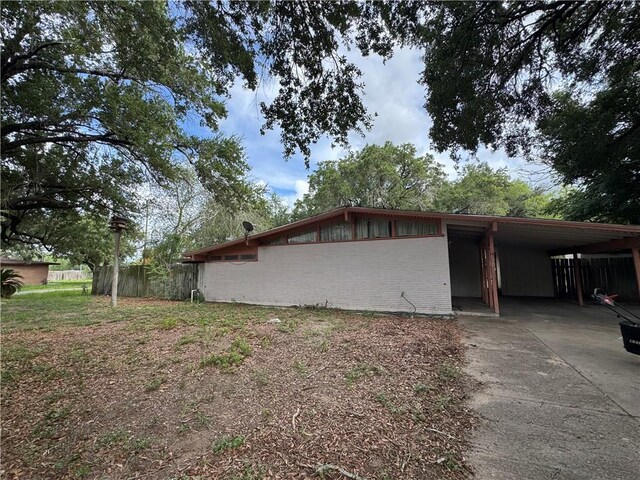 409 Taylor Rd, Falfurrias, TX 78355 - photo 1