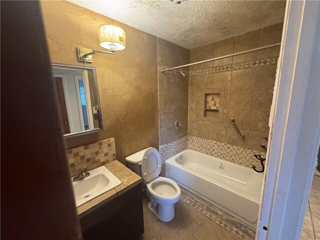 409 Taylor Rd, Falfurrias, TX 78355 - photo 9