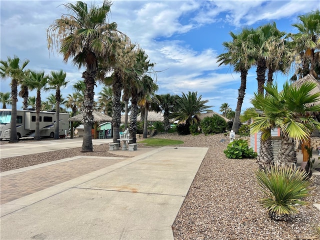 Listing photo 2 for 5601 State Highway 361 Unit 318, Port Aransas TX 78373