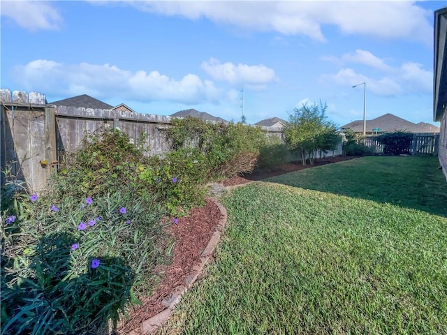 2105 Aquila St, Corpus Christi, TX 78414 - view of fenced backyard