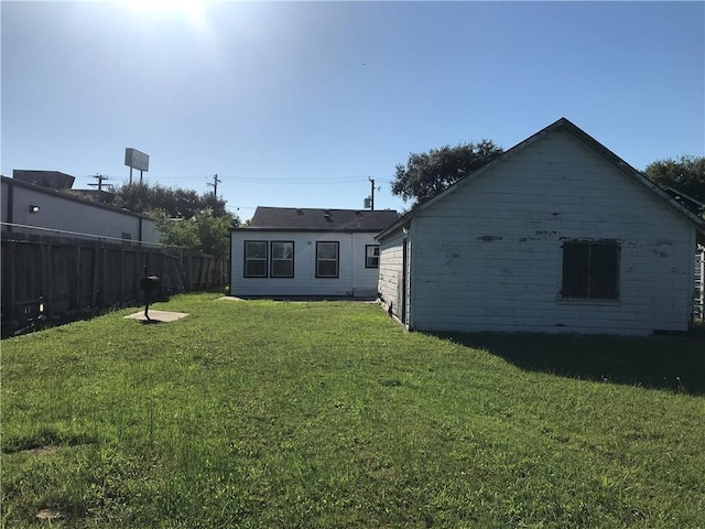 1222 18th St, Corpus Christi, TX 78405 - rear view of property