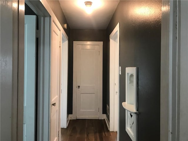 1222 18th St, Corpus Christi, TX 78405 - hall featuring dark wood-style flooring