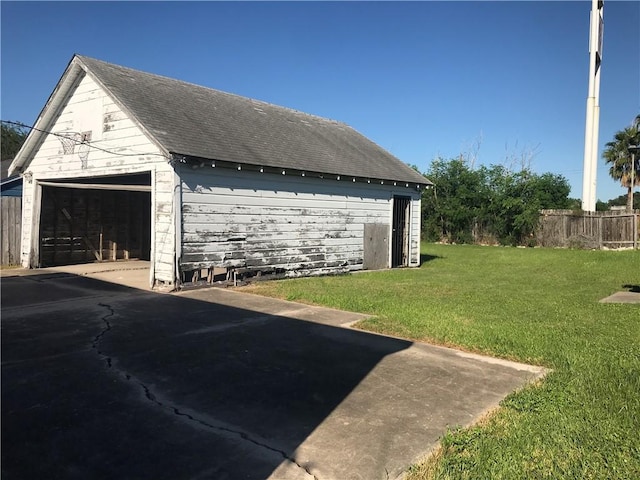 1222 18th St, Corpus Christi, TX 78405 - view of detached garage