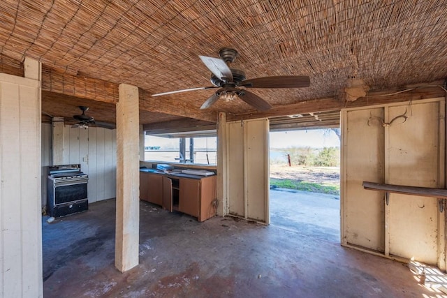 view of patio with ceiling fan