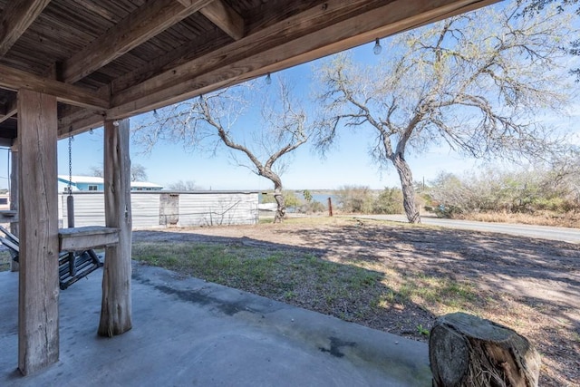 view of yard with a patio area