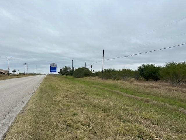 Listing photo 2 for 00 E General Cavazos Blvd, Kingsville TX 78363