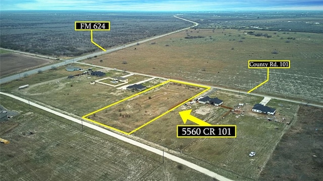 Listing photo 3 for 5560 County Road 101, Robstown TX 78380