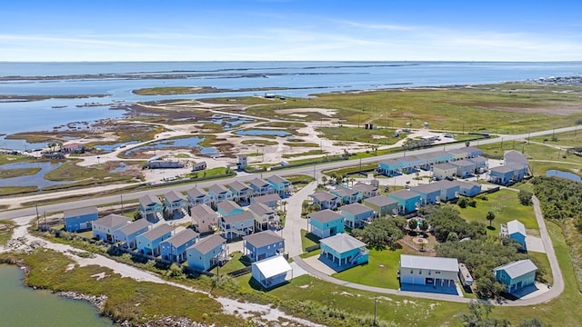 141 Barnacle Dr, Rockport, TX 78382 - birds eye view of property featuring a residential view and a water view