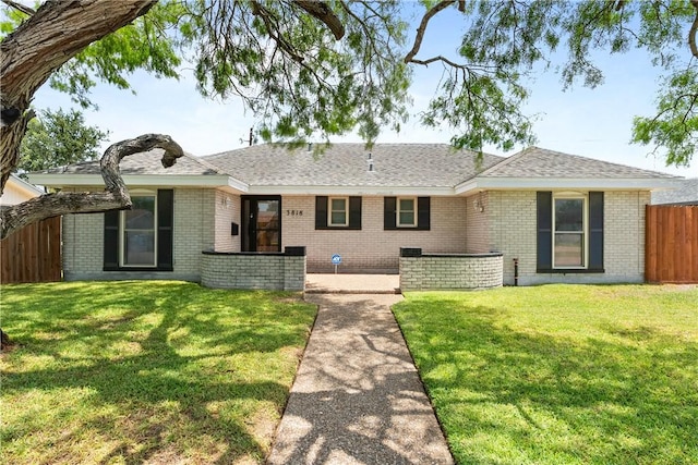 3818 Kingston Dr, Corpus Christi, TX 78415 - single story home with brick siding