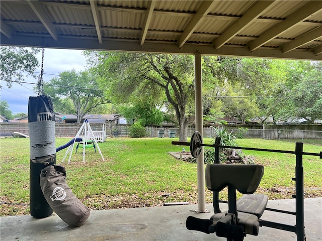 view of yard featuring a patio area