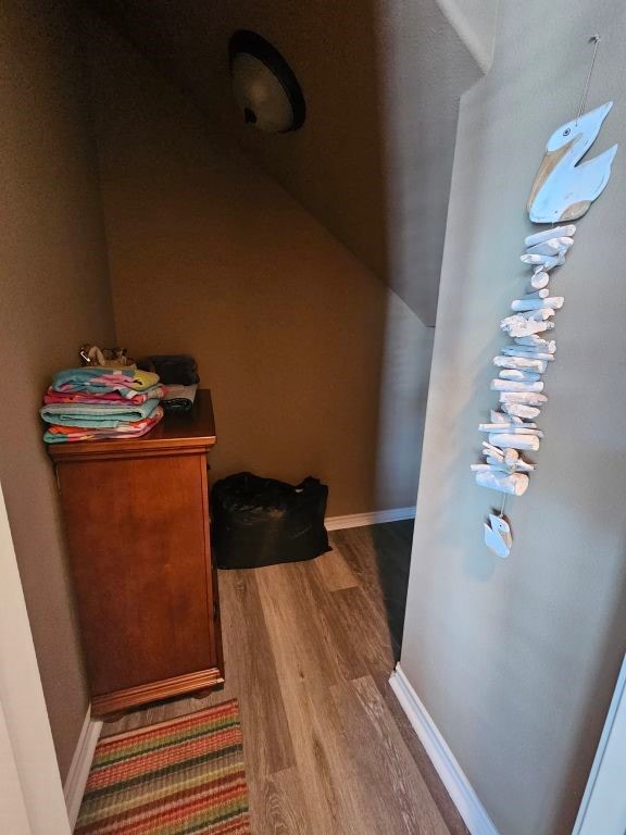 15333 Beaufort Ct, Corpus Christi, TX 78418 - detailed view of wood finished floors and baseboards