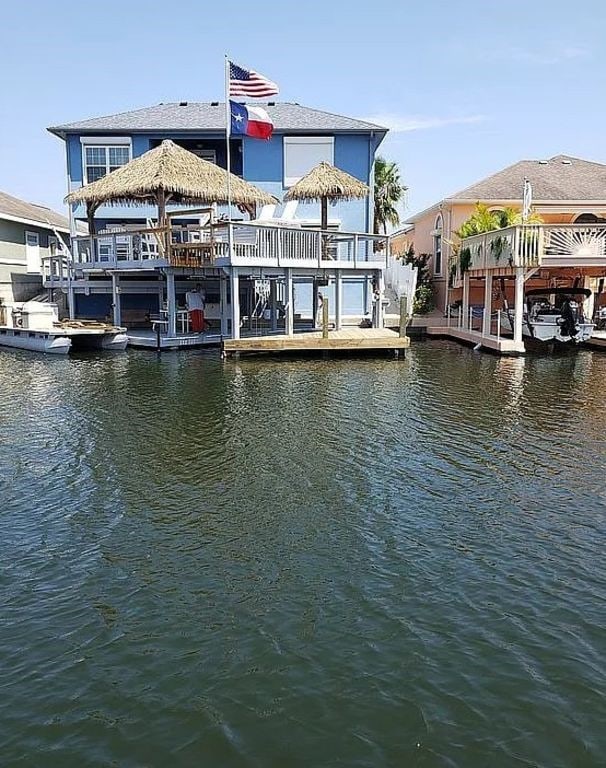 15333 Beaufort Ct, Corpus Christi, TX 78418 - dock area with boat lift and a water view