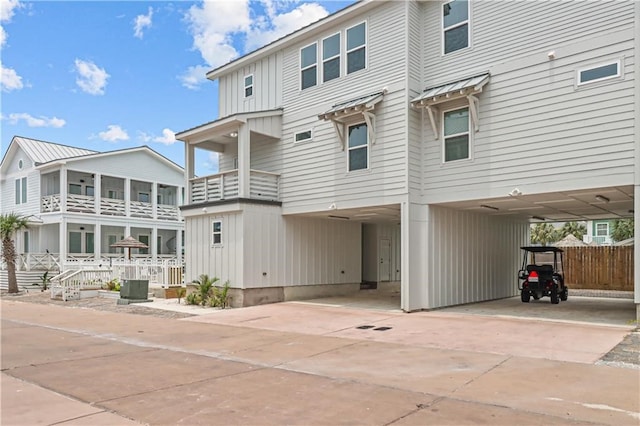 view of front of house with a carport