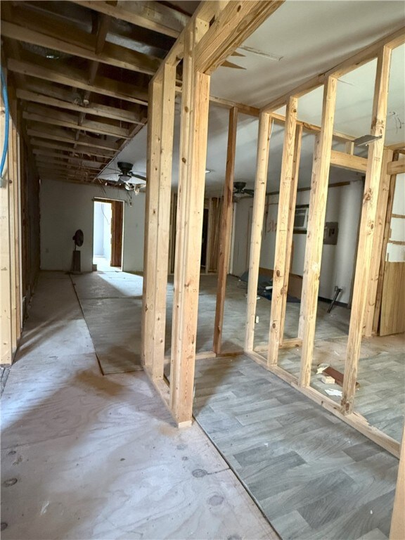 basement featuring ceiling fan