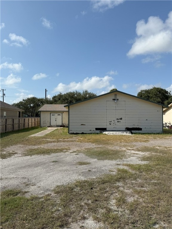 view of outdoor structure