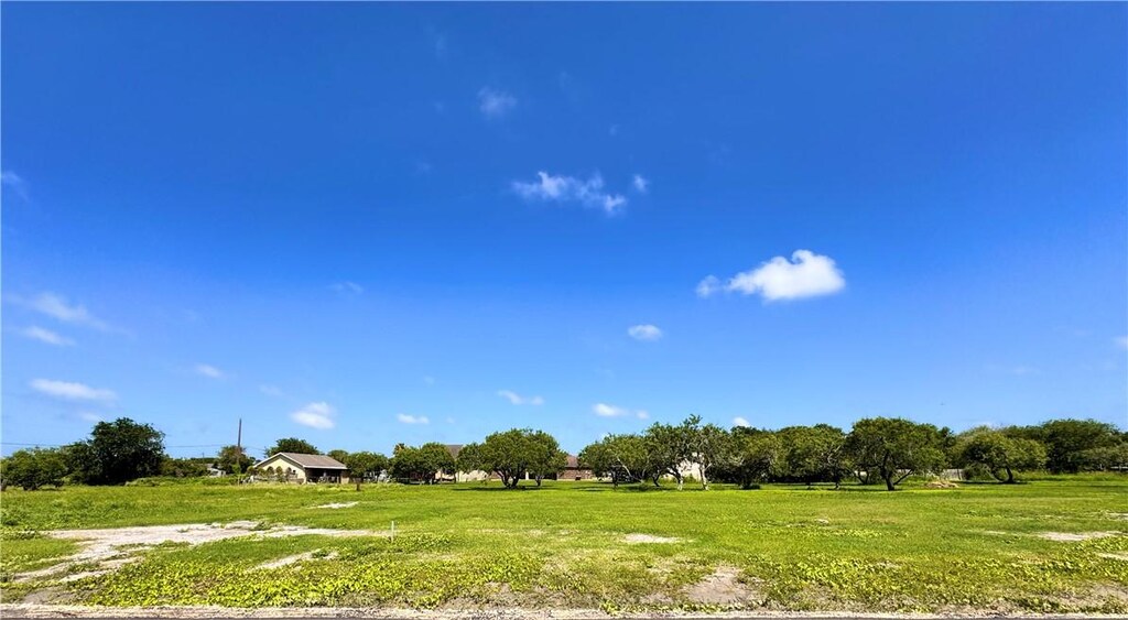 5402 Lula St, Corpus Christi, TX 78412 - photo 1