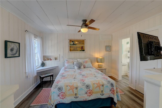 130 Prairie, Rockport, TX 78382 - bedroom featuring ceiling fan, dark hardwood / wood-style floors, wood ceiling, and ensuite bath