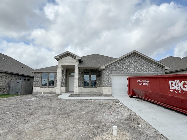 view of front of house featuring a garage