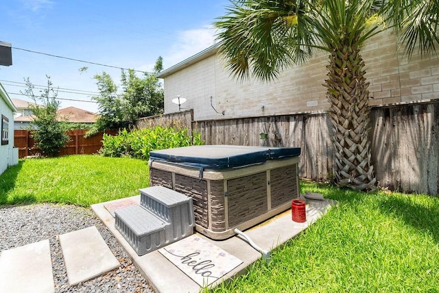256 Melrose St, Corpus Christi, TX 78404 - fenced backyard featuring a hot tub