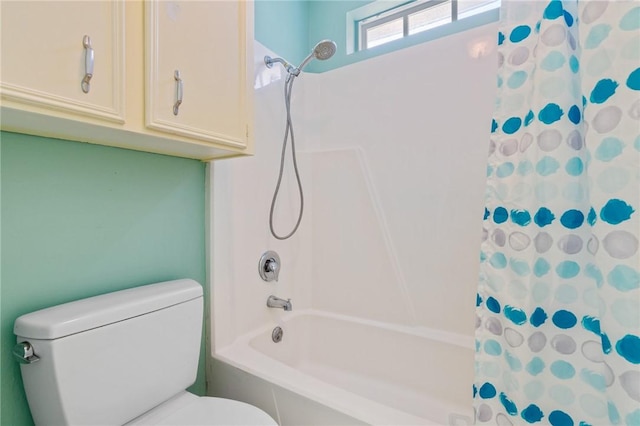5129 Goldeneye Dr, Corpus Christi, TX 78413 - full bath featuring toilet and shower / tub combo