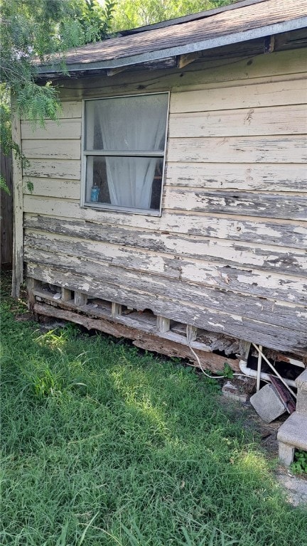 view of side of home
