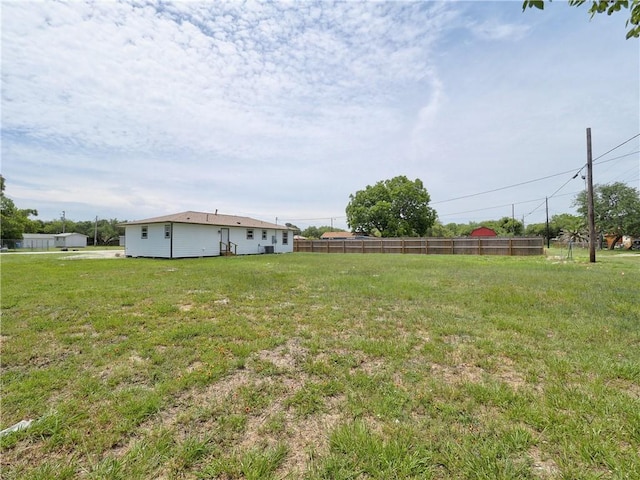 222 N 9th St, Aransas Pass, TX 78336 - view of yard