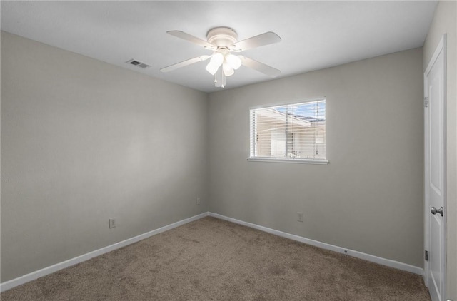 13765 Eaglesnest Bay Dr, Corpus Christi, TX 78418 - spare room featuring carpet flooring and a ceiling fan