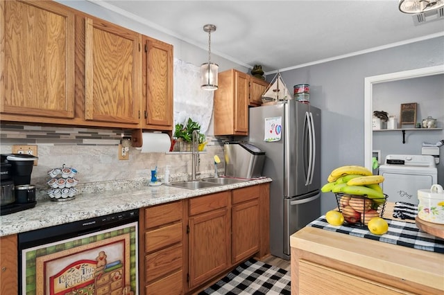 kitchen with tasteful backsplash, ornamental molding, decorative light fixtures, washer / dryer, and wine cooler