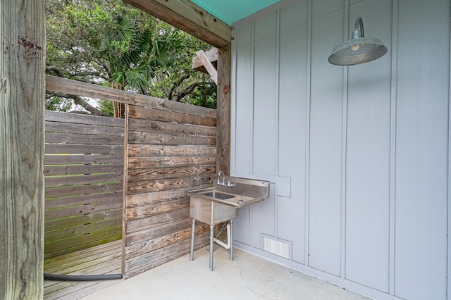 208 Fulton Ave, Rockport, TX 78382 - photo 4