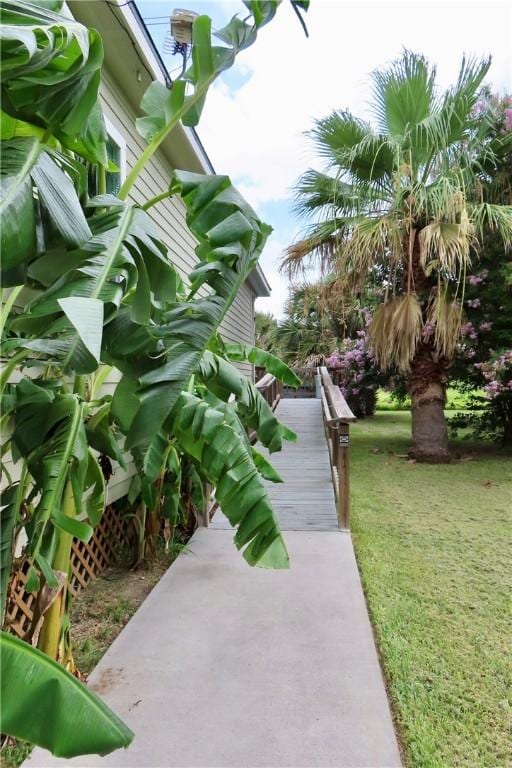 118 Salt Lake Rd, Rockport, TX 78382 - photo 5