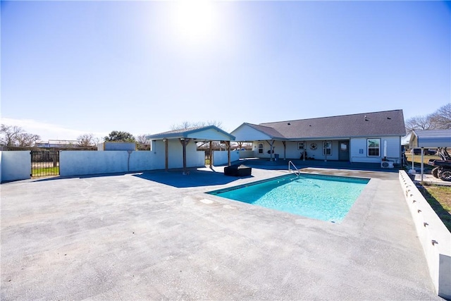 view of swimming pool featuring a patio