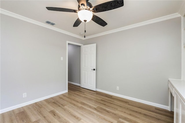 3658 Castle River Dr, Corpus Christi, TX 78410 - spare room with light wood finished floors, crown molding, and ceiling fan