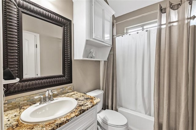 13901 Laffite Dr, Corpus Christi, TX 78418 - full bath with vanity, tasteful backsplash, and shower / bath combo with shower curtain