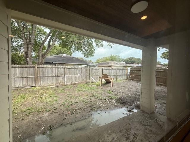 2761 Camargo Dr, Corpus Christi, TX 78415 - view of fenced backyard