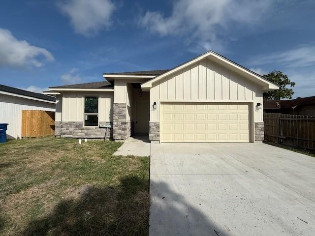 2761 Camargo Dr, Corpus Christi, TX 78415 - photo 1