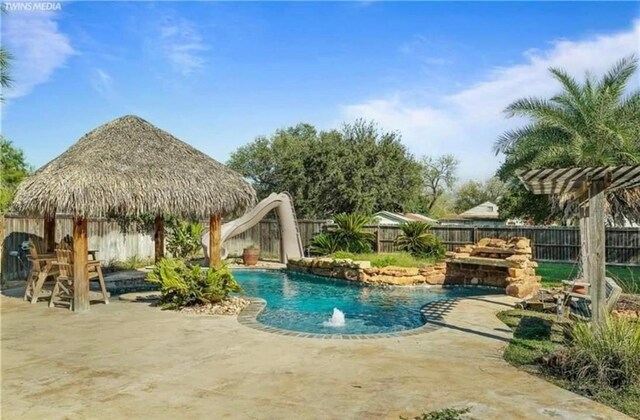 609 E Crockett St, Falfurrias, TX 78355 - photo 14