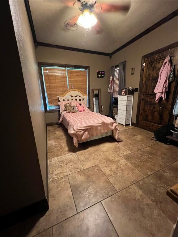 609 E Crockett St, Falfurrias, TX 78355 - photo 11