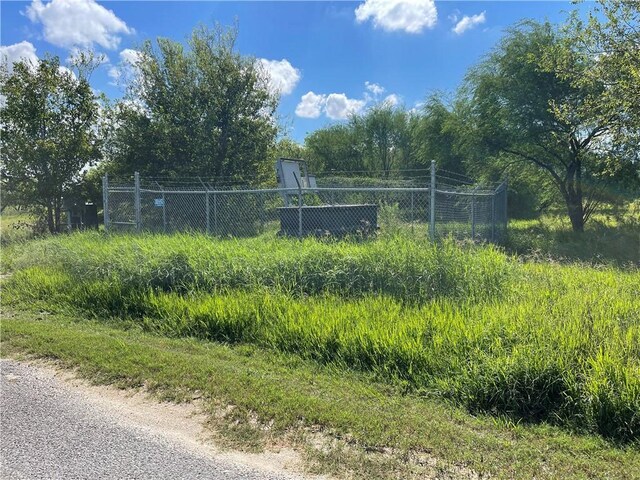 1933 Paloma, Sinton, TX 78387 - photo 6