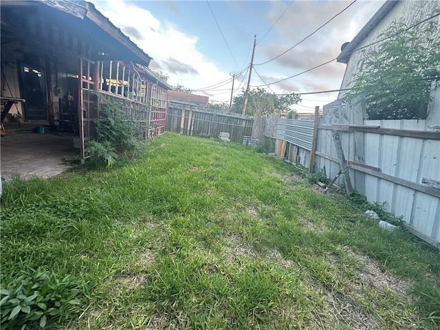321 Cortez St, Corpus Christi, TX 78405 - view of yard