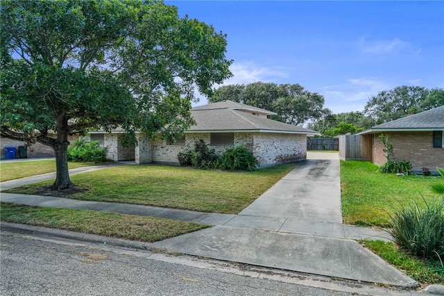 530 Belleview Dr, Corpus Christi, TX 78412 - photo 1