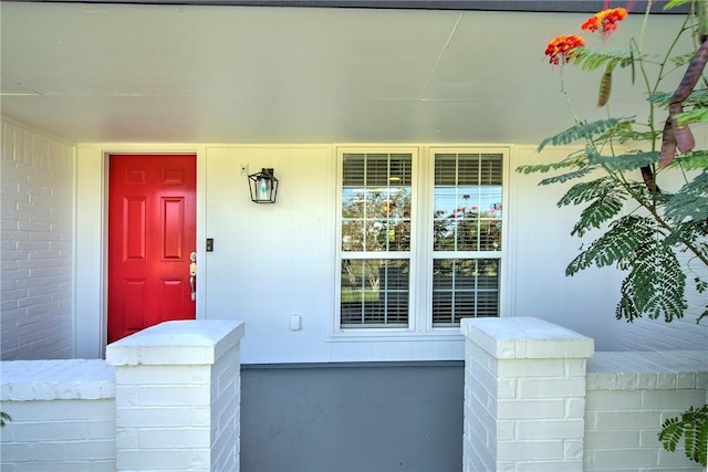 5372 County Road 73a, Robstown, TX 78380 - entrance to property featuring a porch