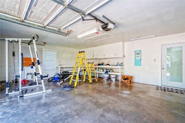 5372 County Road 73a, Robstown, TX 78380 - garage featuring a garage door opener