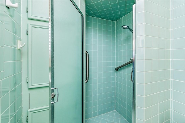 bathroom featuring walk in shower