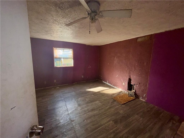 4026 W Vanderbilt Dr, Corpus Christi, TX 78415 - photo 5