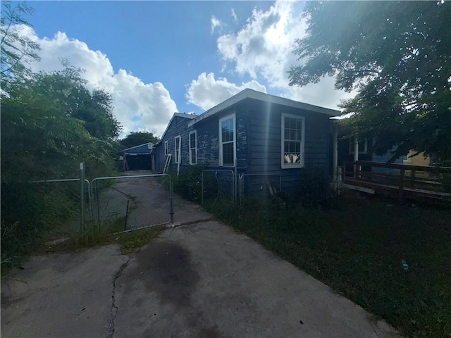 4026 W Vanderbilt Dr, Corpus Christi, TX 78415 - photo 10