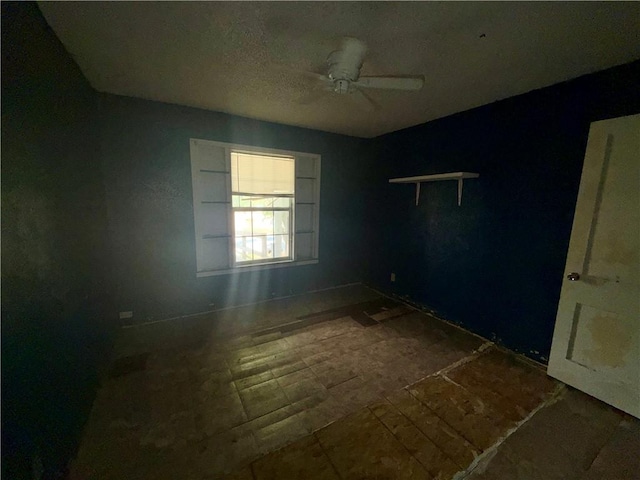4026 W Vanderbilt Dr, Corpus Christi, TX 78415 - photo 4