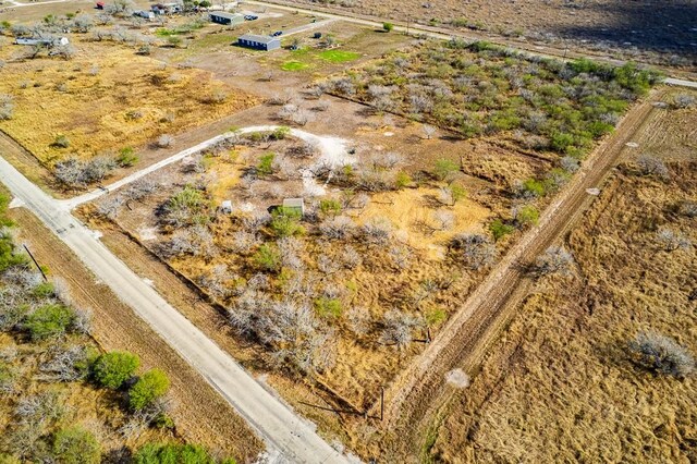 8153 Sims Dr, Skidmore, TX 78389 - photo 14