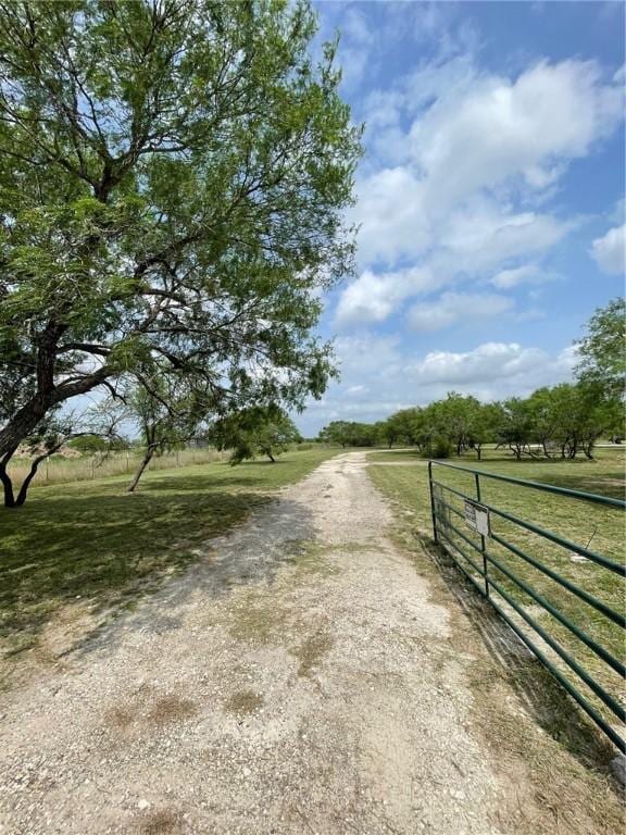 8153 Sims Dr, Skidmore, TX 78389 - photo 1
