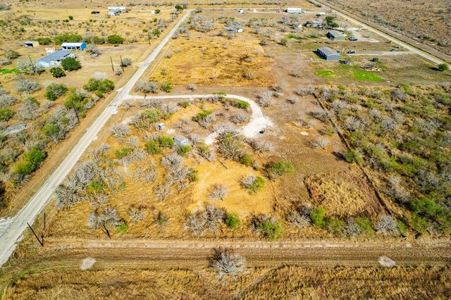 8153 Sims Dr, Skidmore, TX 78389 - photo 8